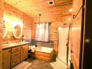 Shower, jetted tub, hair dryer, towels