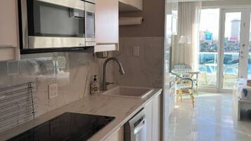 Fridge, microwave, dishwasher, coffee/tea maker