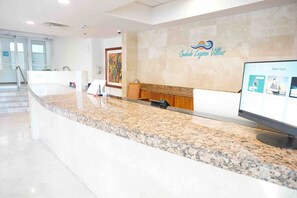 Lobby - Lagoon View Studio | Balcony, Pool & Hot Tub (San Juan)