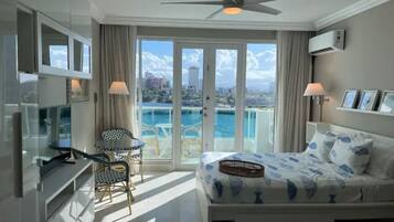 1 bedroom, desk, iron/ironing board, WiFi