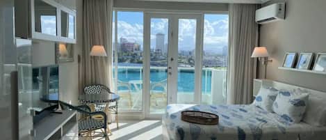 1 habitación, escritorio, tabla de planchar con plancha y wifi