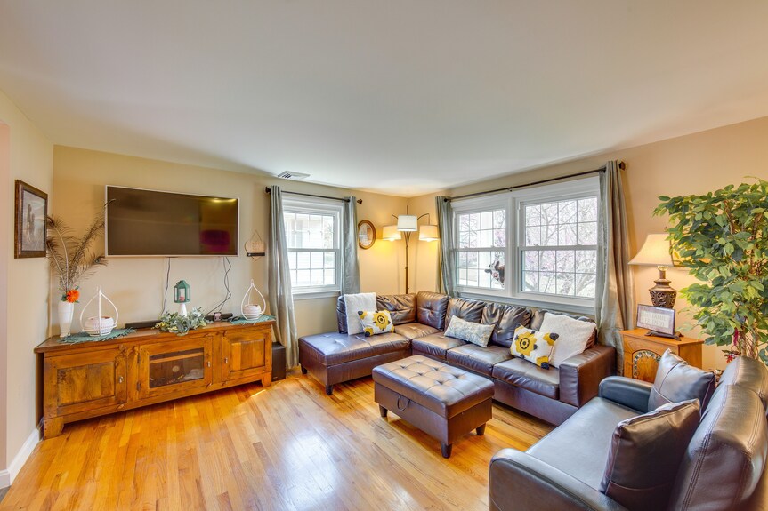 10 Mi To Dtwn Lancaster: Charming Home W/ Yard! - Lancaster, PA
