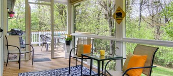 Pet-Friendly Black Mountain Vacation Home w/ Deck