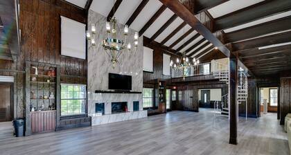 Private Pool: Pilot Point Home on 45 Acres
