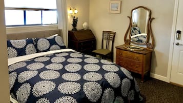1 slaapkamer, een strijkplank/strijkijzer, wifi, beddengoed