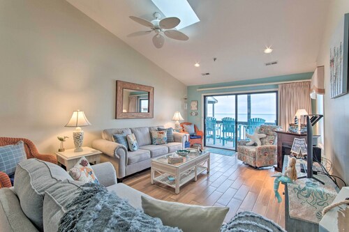 Topsail Beach Oceanfront Oasis w/ Stunning Views!