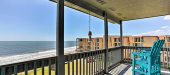Topsail Beach Oceanfront Oasis w/ Stunning Views!