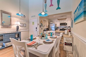 Apartment (2 Bedrooms) | Interior - Topsail Beach Oceanfront Oasis w/ Stunning Views! (Sneads Ferry)