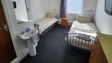 Fer et planche à repasser