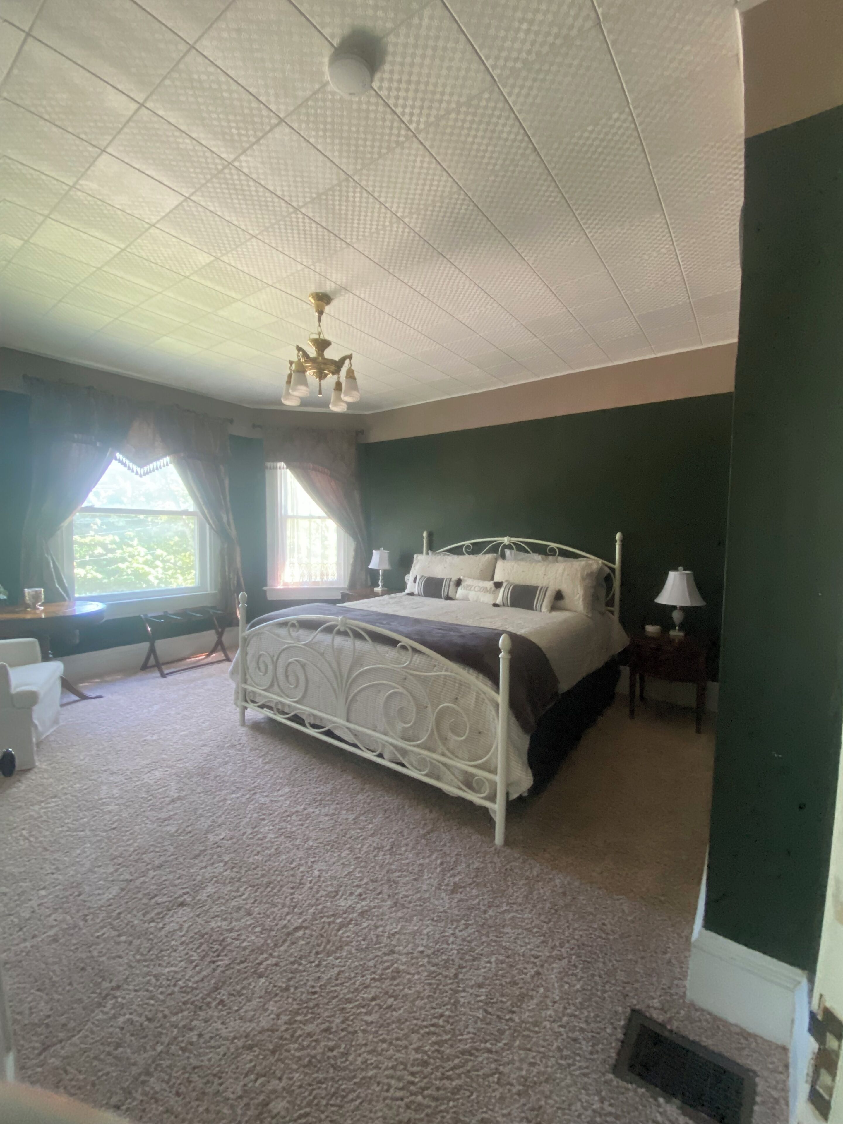 4 Schlafzimmer, Bügeleisen/Bügelbrett, kostenloses WLAN, Bettwäsche