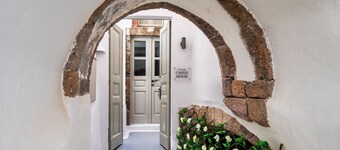 450 Years Castle House for 2-5 People/Jacuzzi