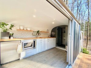 Fridge, microwave, stovetop, coffee/tea maker - Luxury, modern AIRSTREAM at June Farms! (West Sand Lake)