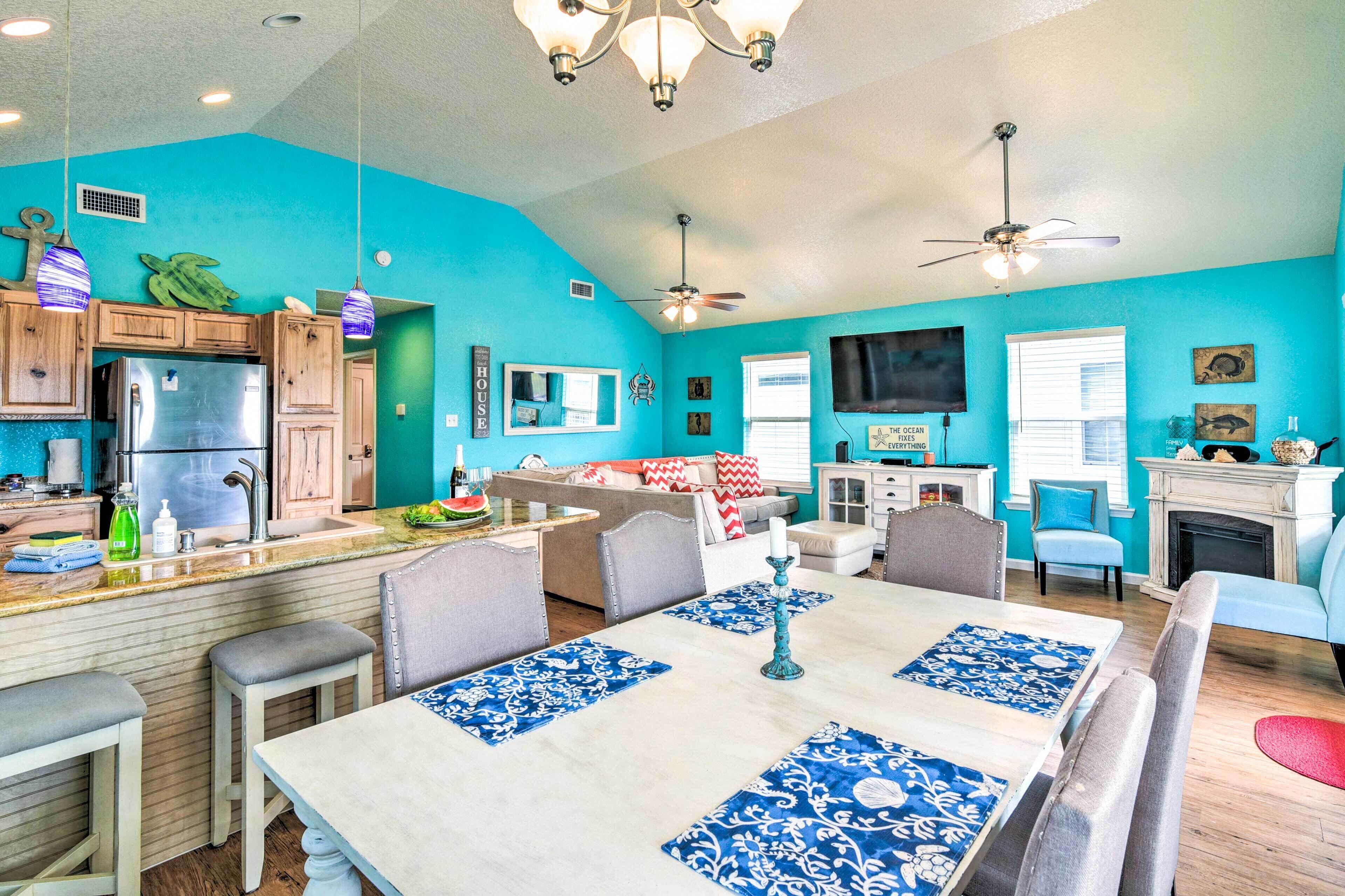 Colorful Freeport Beach Home: 1/2 Mi to Shore