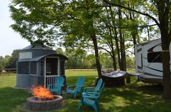 Property grounds - Waterfront at the Pines of Canoe Neck (Abell)