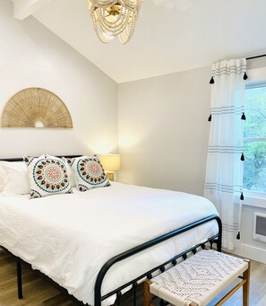 2 quartos, escrivaninha, Wi-Fi de cortesia, roupa de cama