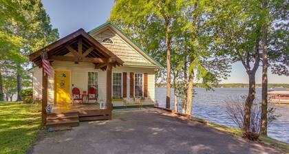 Cross Hill Lake House Rental w/ Panoramic Views