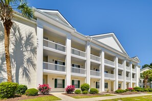 Exterior - Myrtle Beach Condo w/ Pool: Near Golf & Mall! (Myrtle Beach)