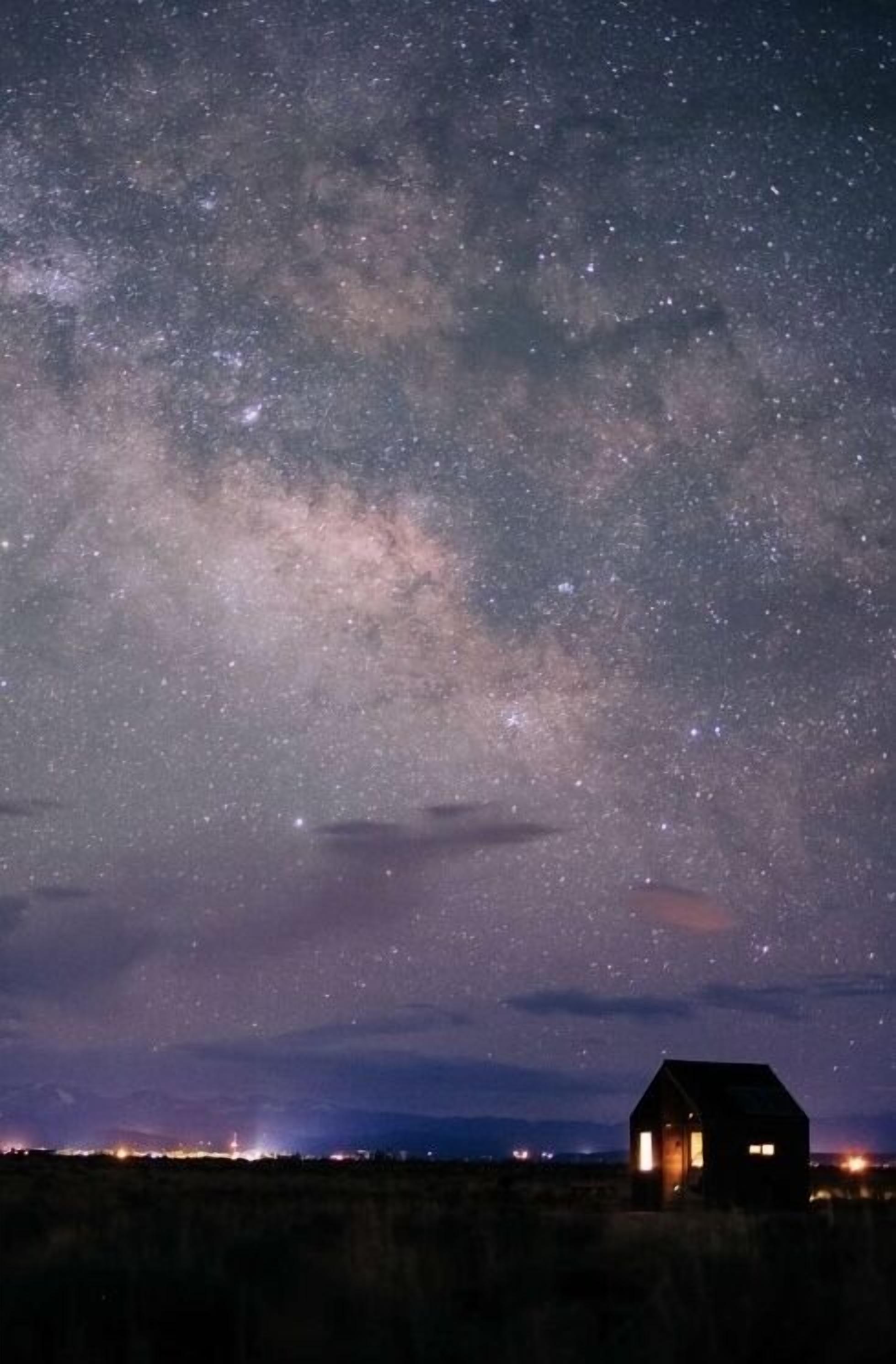 Off the grid, Mountain Escape