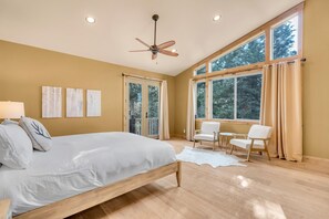 5 bedrooms, iron/ironing board, free WiFi, bed sheets