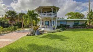 House (3 Bedrooms) | Front of property - 3-acre Retreat, 3 Mi to Dtwn Jensen! Upscale Home (Jensen Beach)