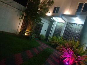 Front of property - Randima Hotels (Negombo)