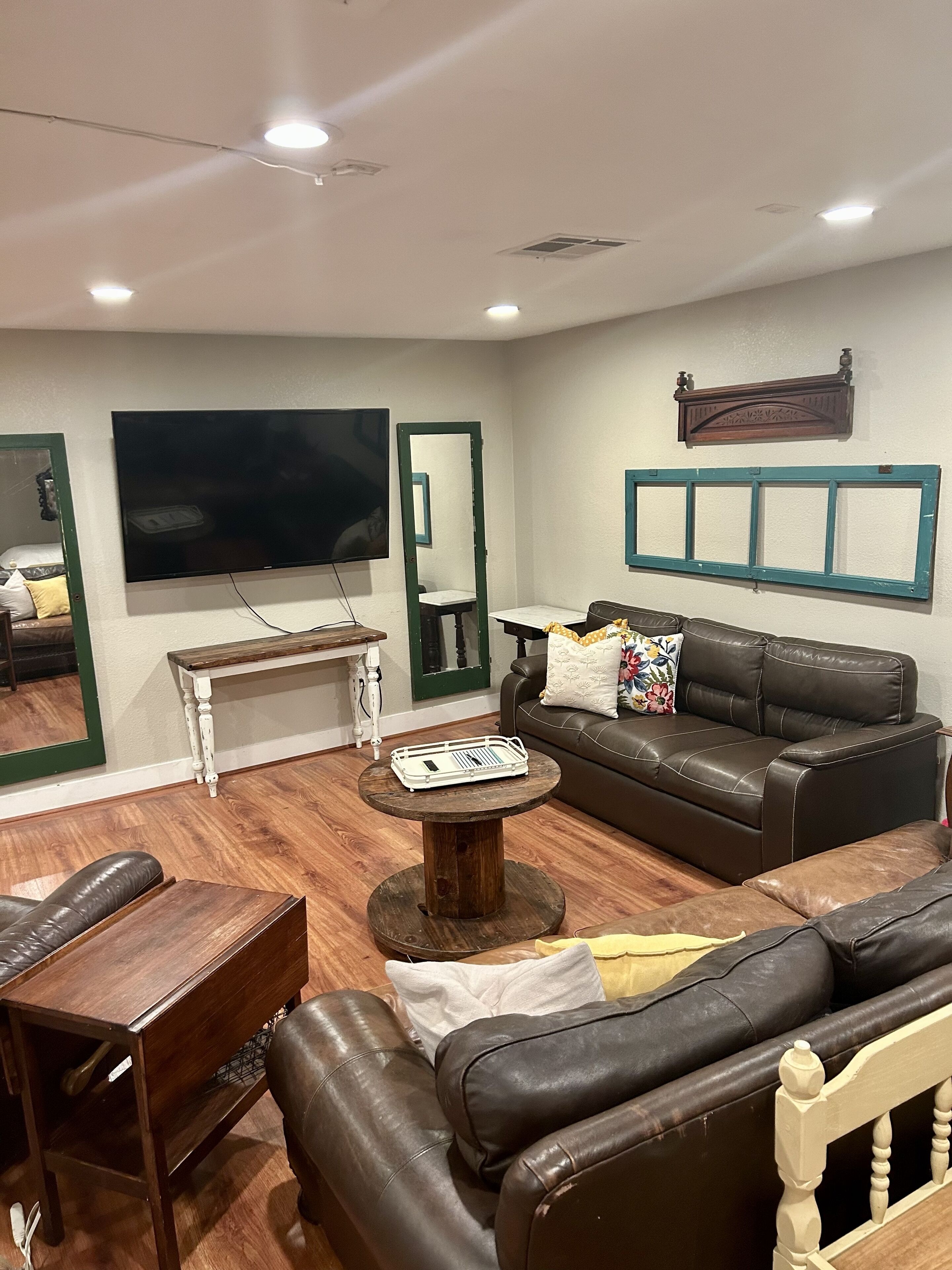 Smart TV, video library