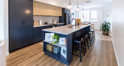 New Downtown Hailey Condo with Rooftop Hot Tub