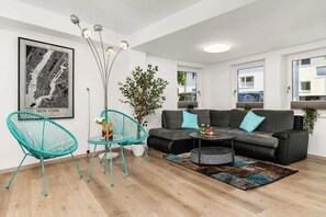 Smart TV, offices - Mola Apartments-Wetter/ 5 P/Parking/Terrasse/Grill (Wetter (Ruhr))