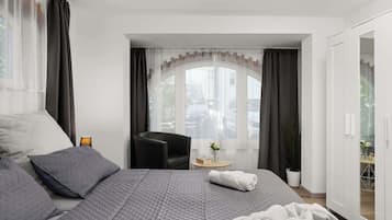 2 Schlafzimmer, Schreibtisch, Bügeleisen/Bügelbrett, kostenloses WLAN