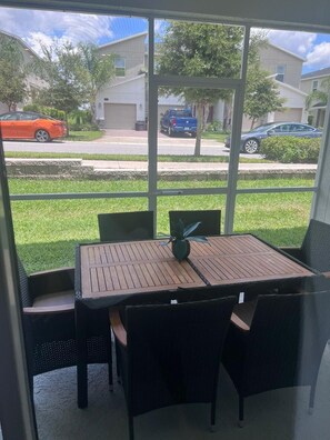 Outdoor dining