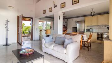 TV connectée, cheminée