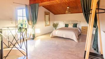 3 Schlafzimmer, Bügeleisen/Bügelbrett, Reisekinderbett, kostenloses WLAN