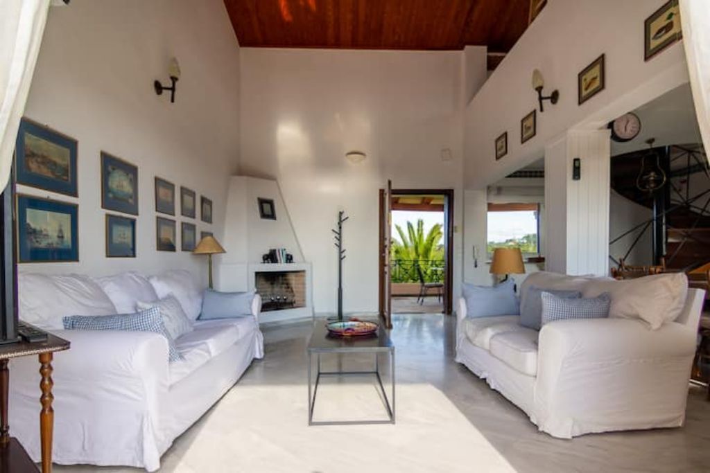 Maison of apartments next to the beach-Big Blue