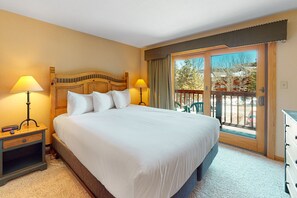 2 bedrooms, iron/ironing board, internet, bed sheets