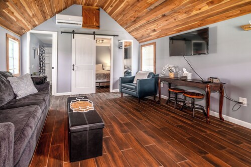 1BR- Boat Parking, Firepit, Grill, cold AC