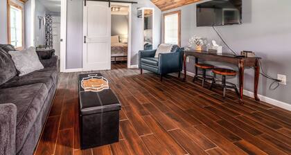 1BR- Boat Parking, Firepit, Grill, cold AC