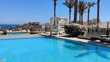 Piscina externa