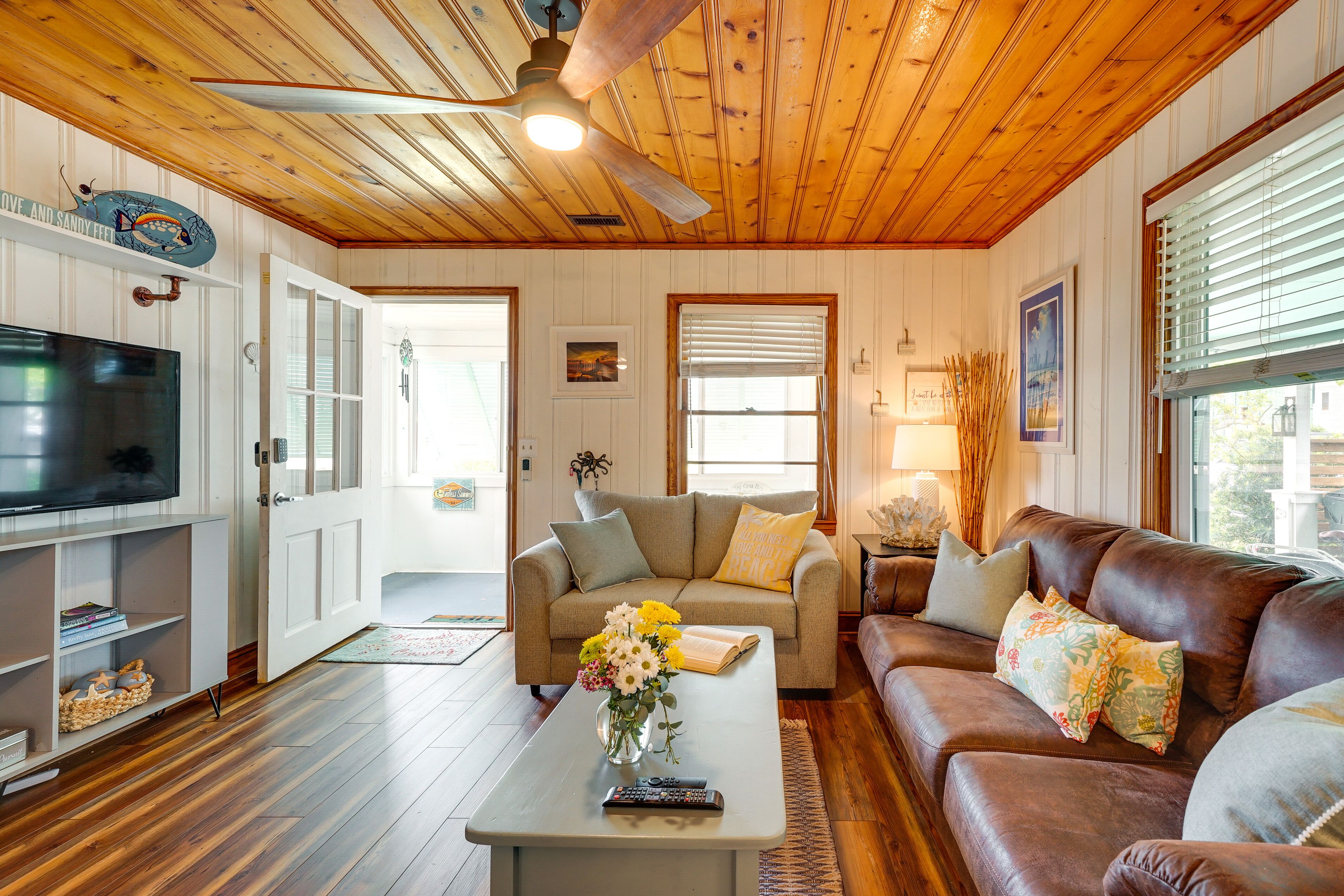 Surf City Vacation Rental w/ Hot Tub!