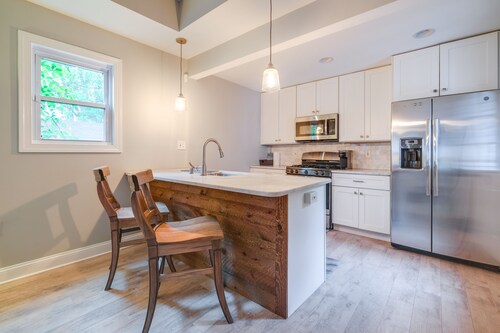 Washington DC Gem w/ Fenced Backyard