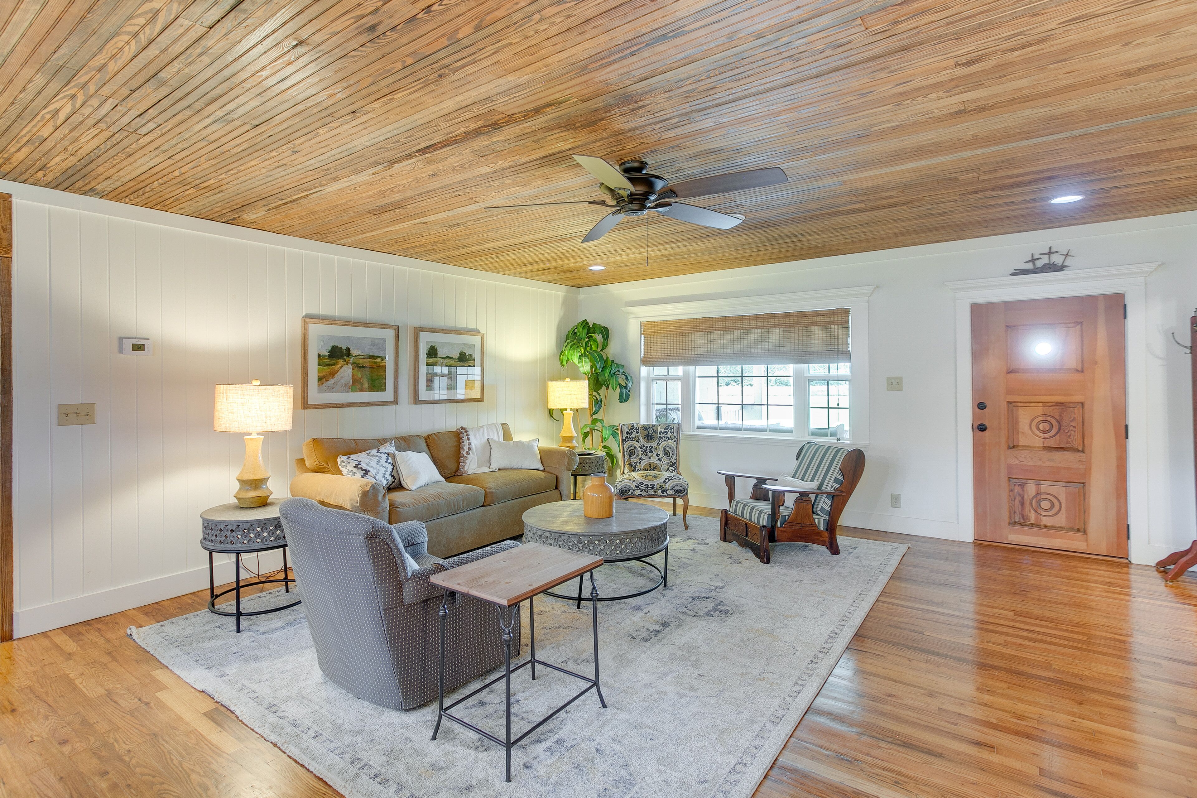 Beautiful Georgia Farmhouse Rental w/ Patio