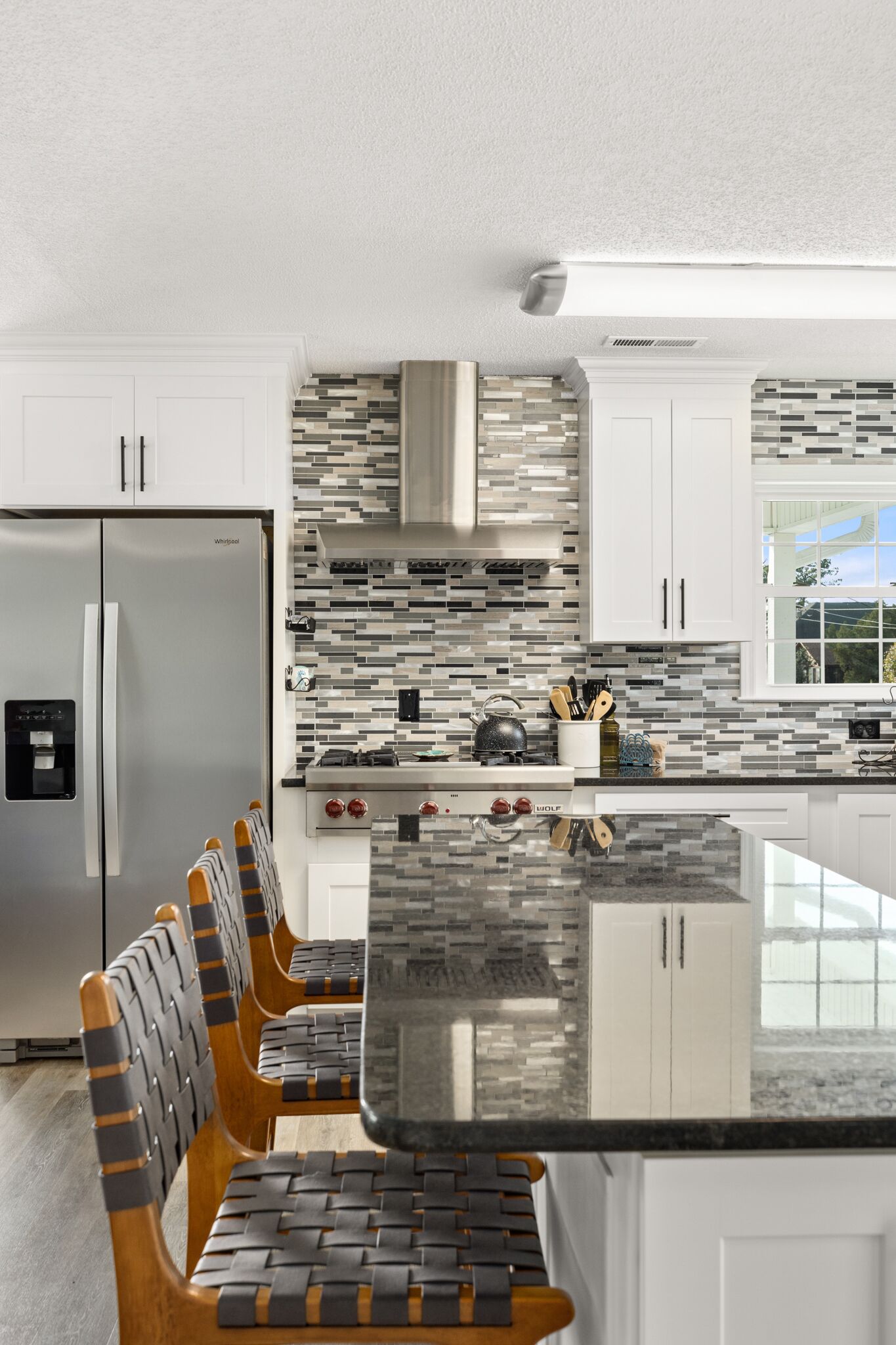 Private Saltwater Pool w/ Hot Tub and 6 Seat Golf Cart in North Myrtle Beach