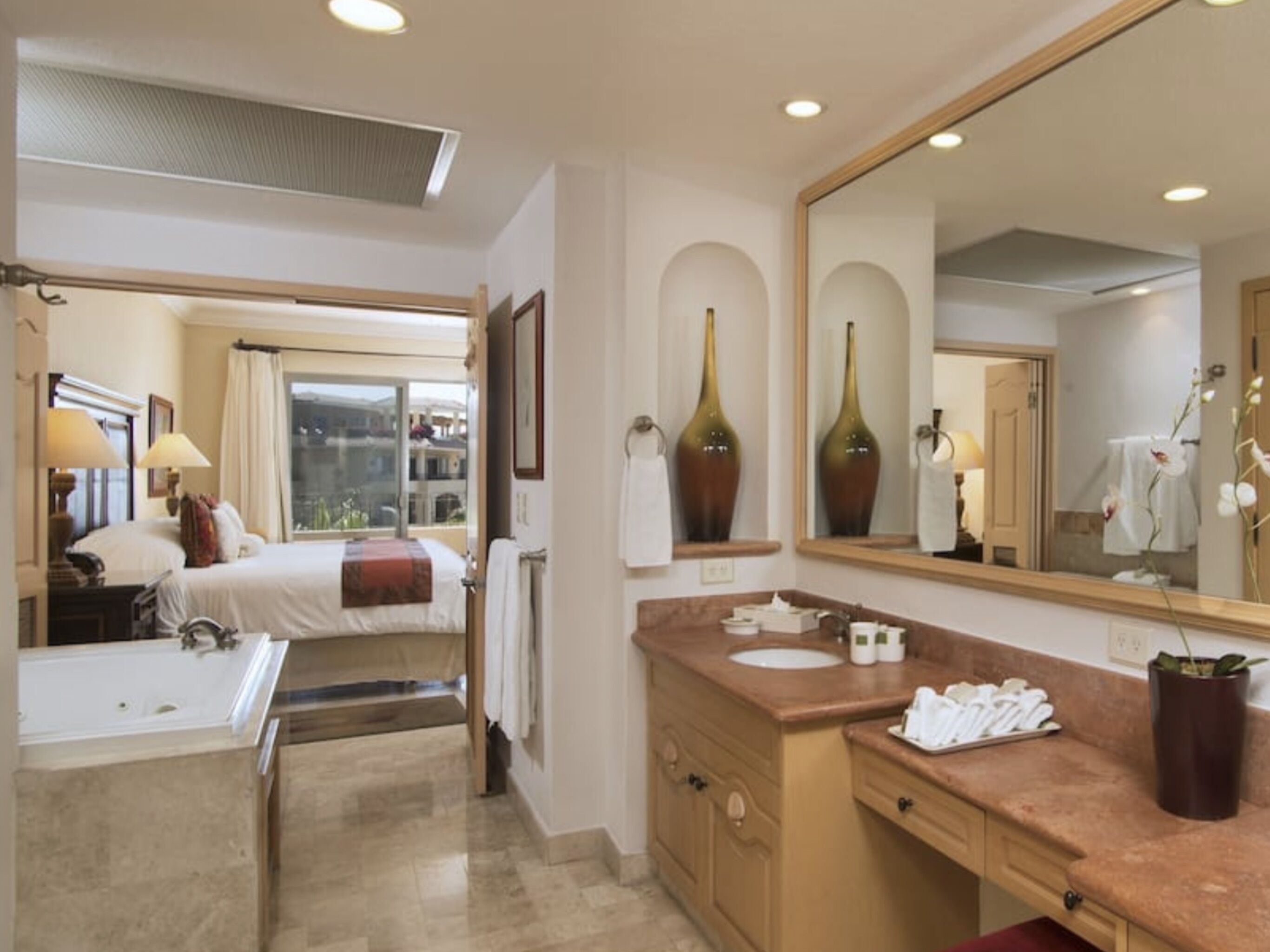 Villa la Estancia located on the pristine medano beach