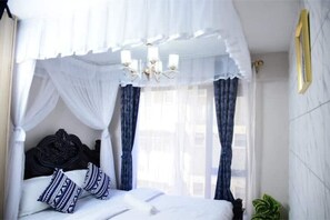 1 غرفة نوم ومكتب وواي فاي مجانًا وملاءات أسرّة