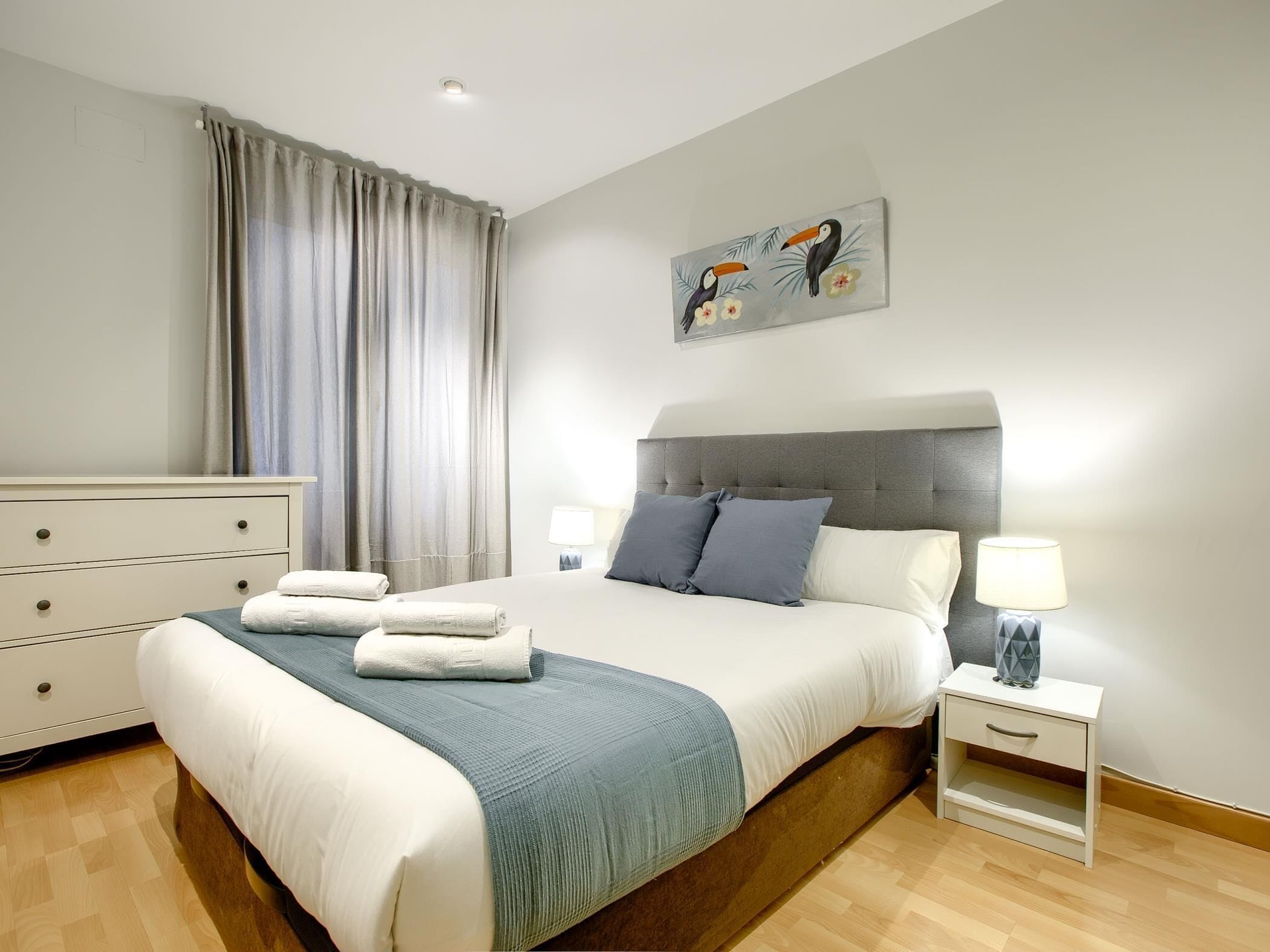 1 chambre, fer et planche à repasser, Wi-Fi