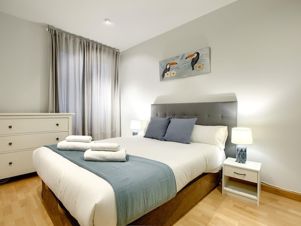 1 chambre, fer et planche à repasser, Wi-Fi