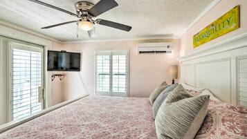 House (1 Bedroom) | Interior