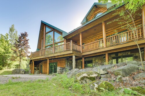 St Marys River Views: Cabin w/ Wraparound Deck!