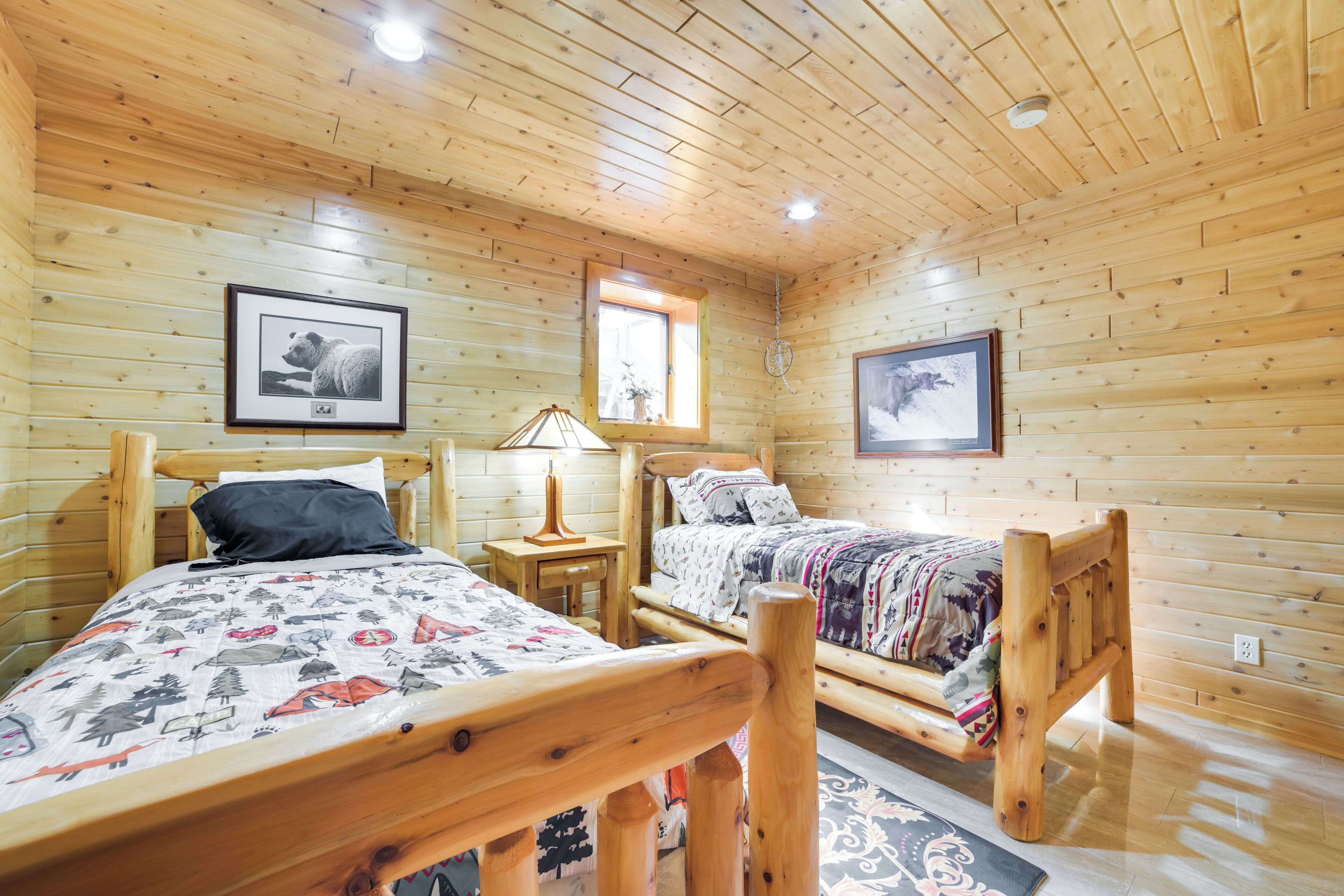 House (6 Bedrooms) | Interior