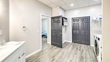 Căn hộ (3 Bedrooms) | Nội thất