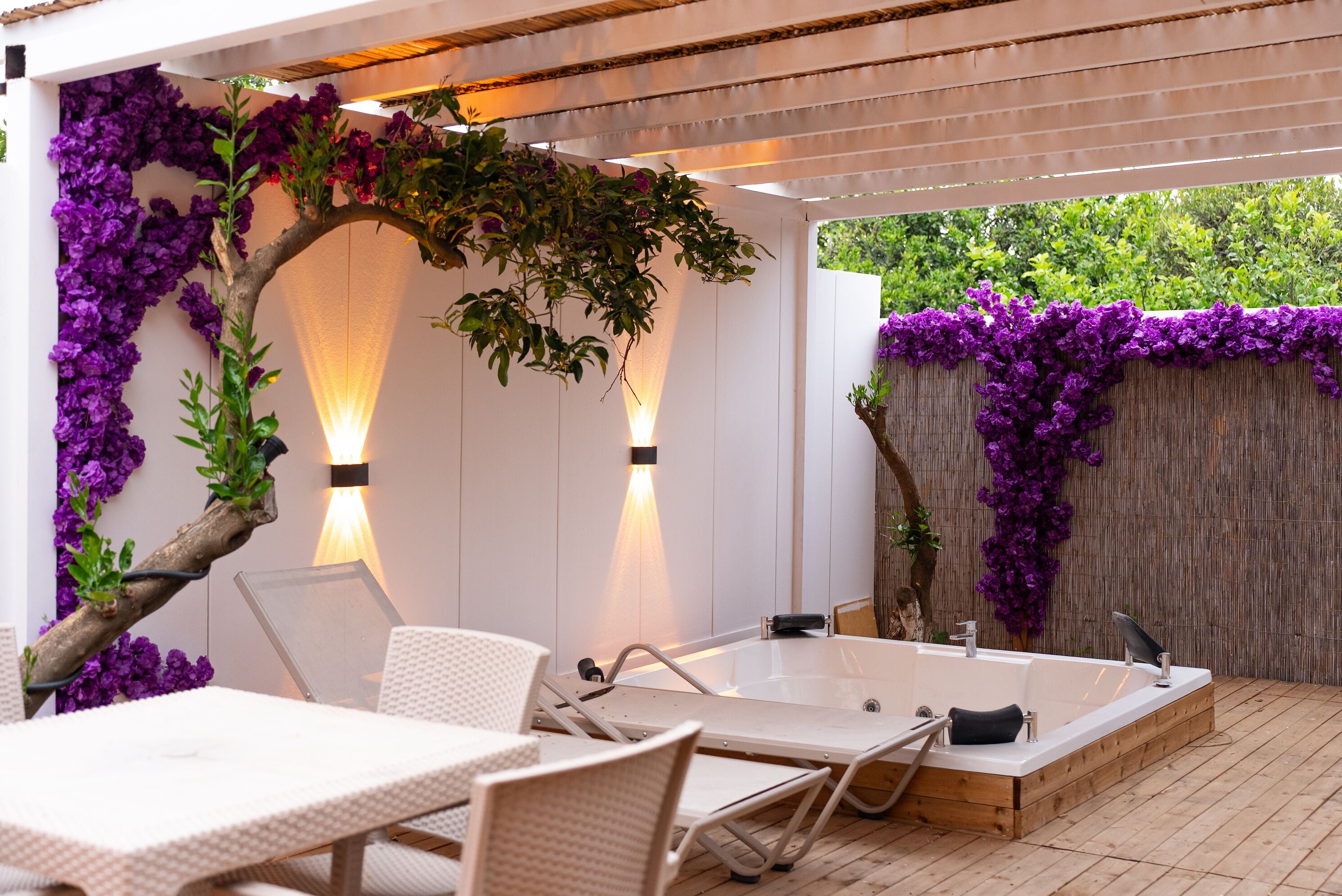 Bungalow with Sheltered Garden | Sábanas de algodón egipcio y ropa de cama de alta calidad